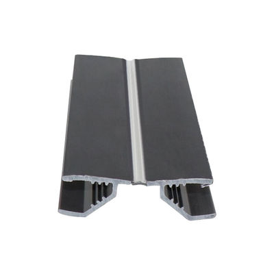 quality Laminatvloeren Decoratieve PVC Skirting Board Hoek met afdruk en UV-coating factory